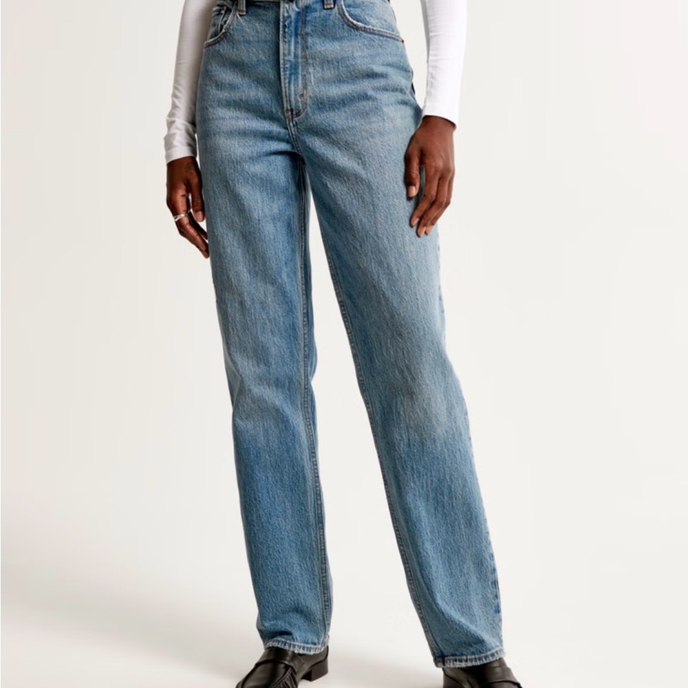 Abercrombie & Fitch 90s Straight Ultra High Rise